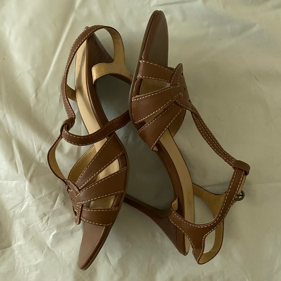 Ann Taylor LOFT Strappy Heels - Picture 2 of 6